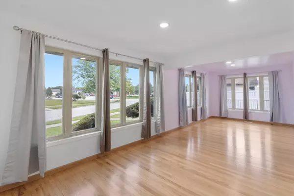 Tinley Park, IL 60477,16666 Parliament AVE