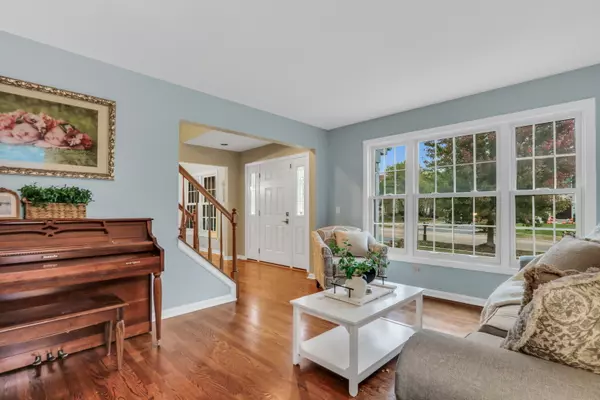 Gurnee, IL 60031,6183 Old Farm LN