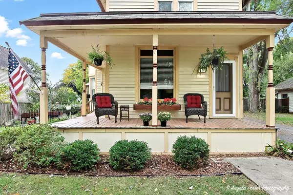 East Dundee, IL 60118,7 KING WILLIAM ST