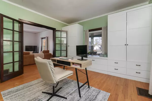 Bloomington, IL 61701,601 E Grove ST