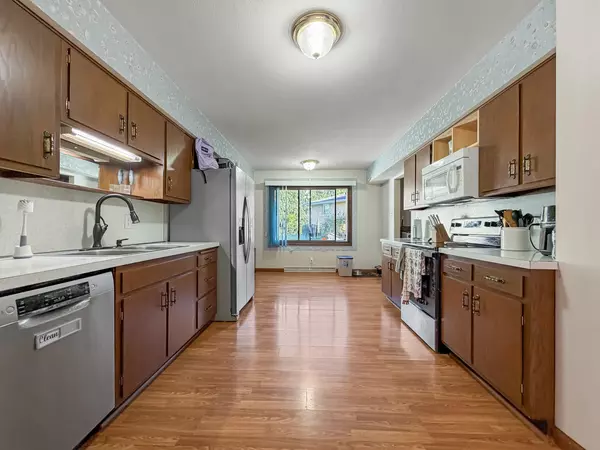 Freeport, IL 61032,1353 Carriage Hill LN