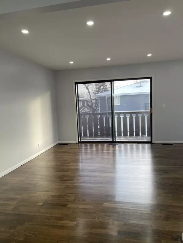 Hanover Park, IL 60133,1475 Sacramento DR