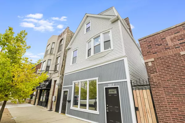 2617 W Fullerton AVE #1A, Chicago, IL 60647