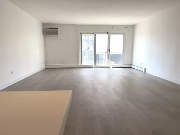 River Grove, IL 60171,8025 Oconnor DR #2E