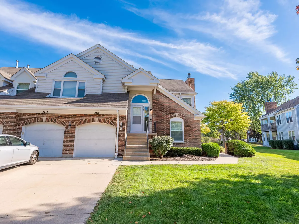 Buffalo Grove, IL 60089,361 Willow Pkwy #23-4