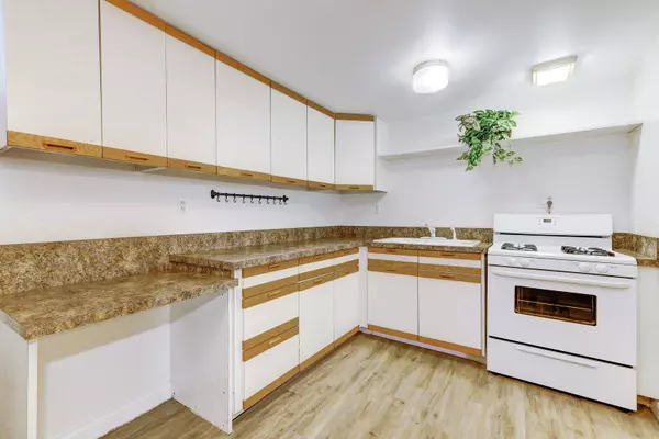 Lemont, IL 60439,512 Porter ST #B