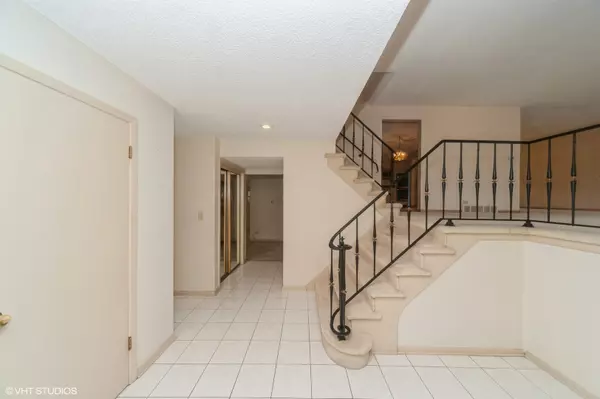 Mount Prospect, IL 60056,Address not disclosed