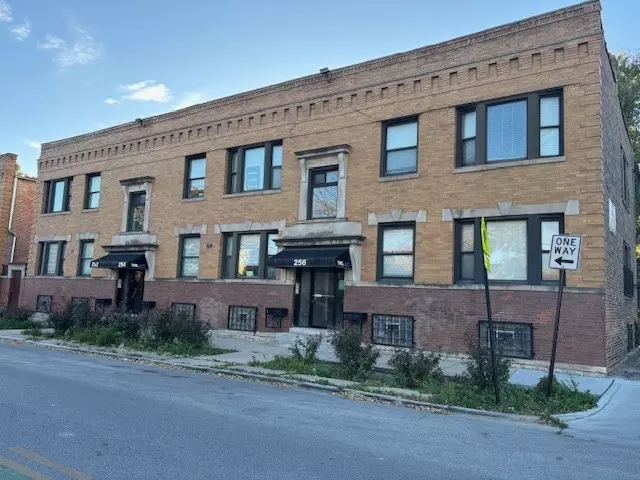 Chicago, IL 60624,Address not disclosed