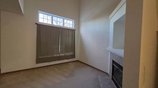 Aurora, IL 60502,434 VAUGHN CIR