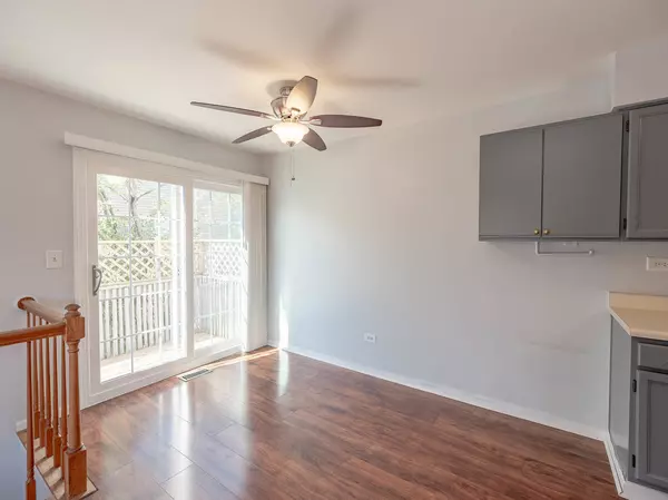 Elgin, IL 60123,2214 Colorado AVE #2214