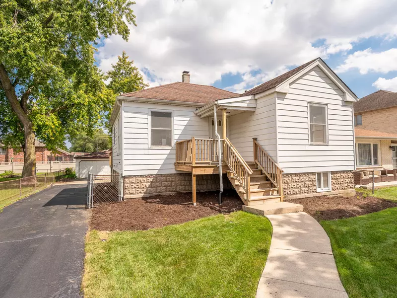 9729 Merton AVE, Oak Lawn, IL 60453