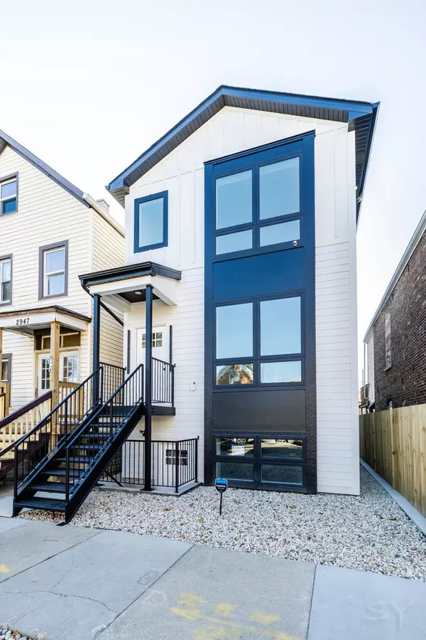 2949 W 25th PL #3, Chicago, IL 60608