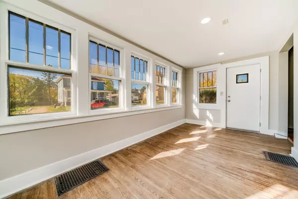 Belvidere, IL 61008,145 Gladys CT