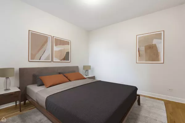 Chicago, IL 60618,3222 W Berteau AVE #2