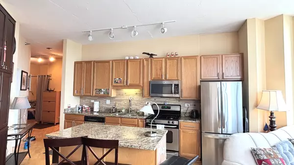 Chicago, IL 60616,1600 S Indiana AVE #1208