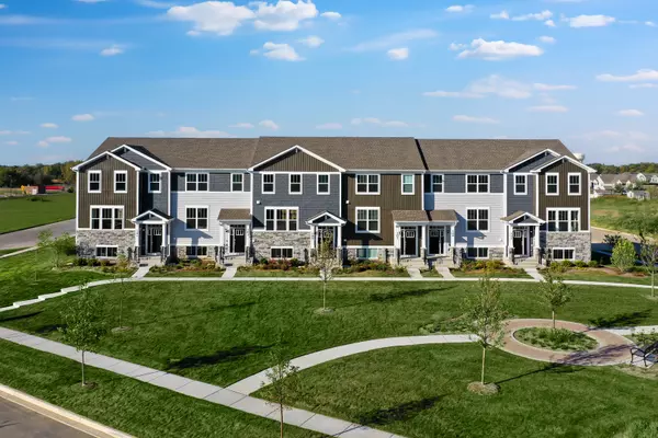 203 Settlers PL, West Dundee, IL 60118