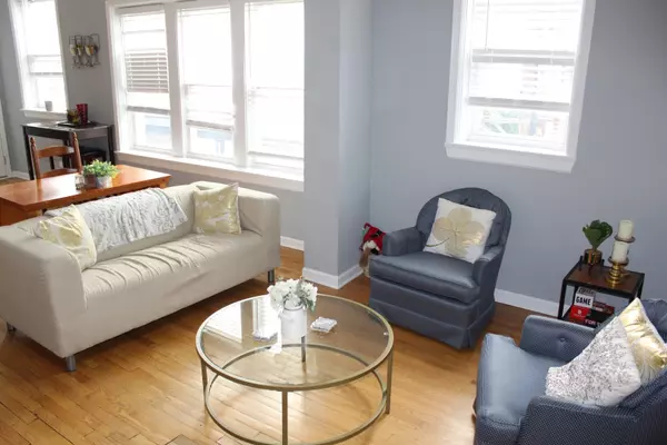 Chicago, IL 60625,3745 W Argyle ST #1