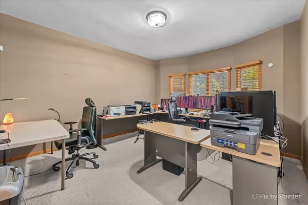 Sugar Grove, IL 60554,778 Black Walnut CT