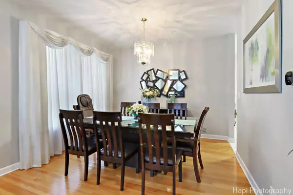 Riverwoods, IL 60015,2260 Congressional LN