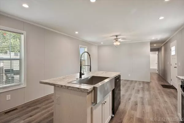 Round Lake, IL 60073,310 Apollo CT