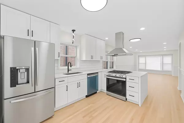 Chicago, IL 60628,9728 S Greenwood AVE