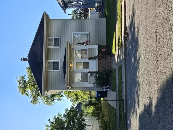 2441 PRAIRIE ST, Blue Island, IL 60406