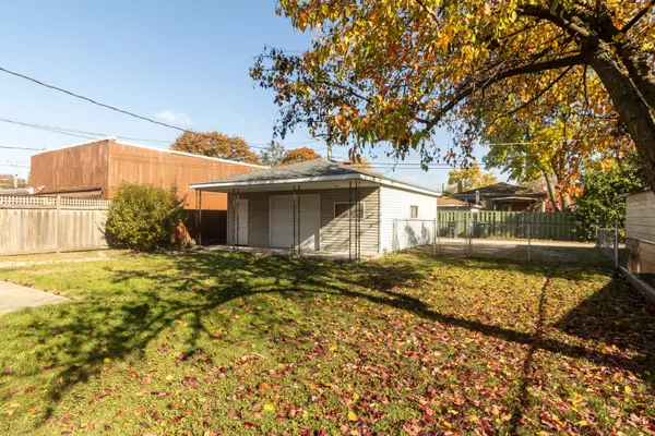 Brookfield, IL 60513,4629 DuBois BLVD