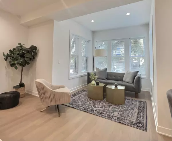 Chicago, IL 60640,847 W Ainslie ST #GE