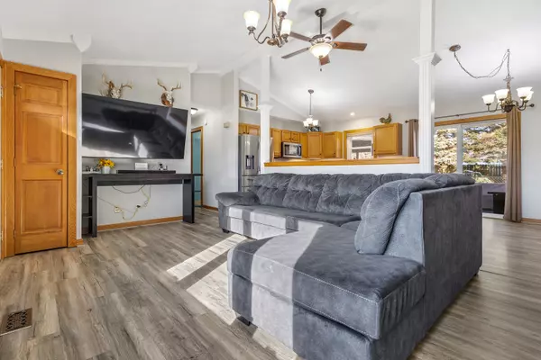 Cortland, IL 60112,93 W Benson AVE