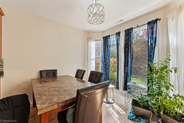 Carpentersville, IL 60110,1551 Glacier TRL