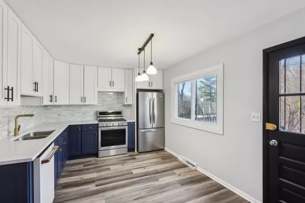 Wilmette, IL 60091,414 Skokie CT