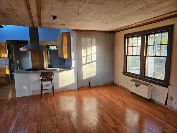 Mchenry, IL 60051,514 Mineral Springs DR