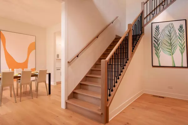 Lombard, IL 60148,515 E Wilson AVE