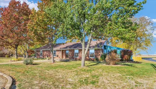 Monticello, IL 61856,1000 E Kratz RD