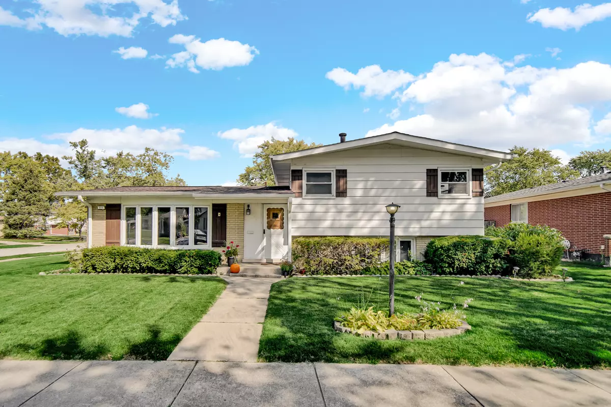 Glenwood, IL 60425,511 W Arquilla DR