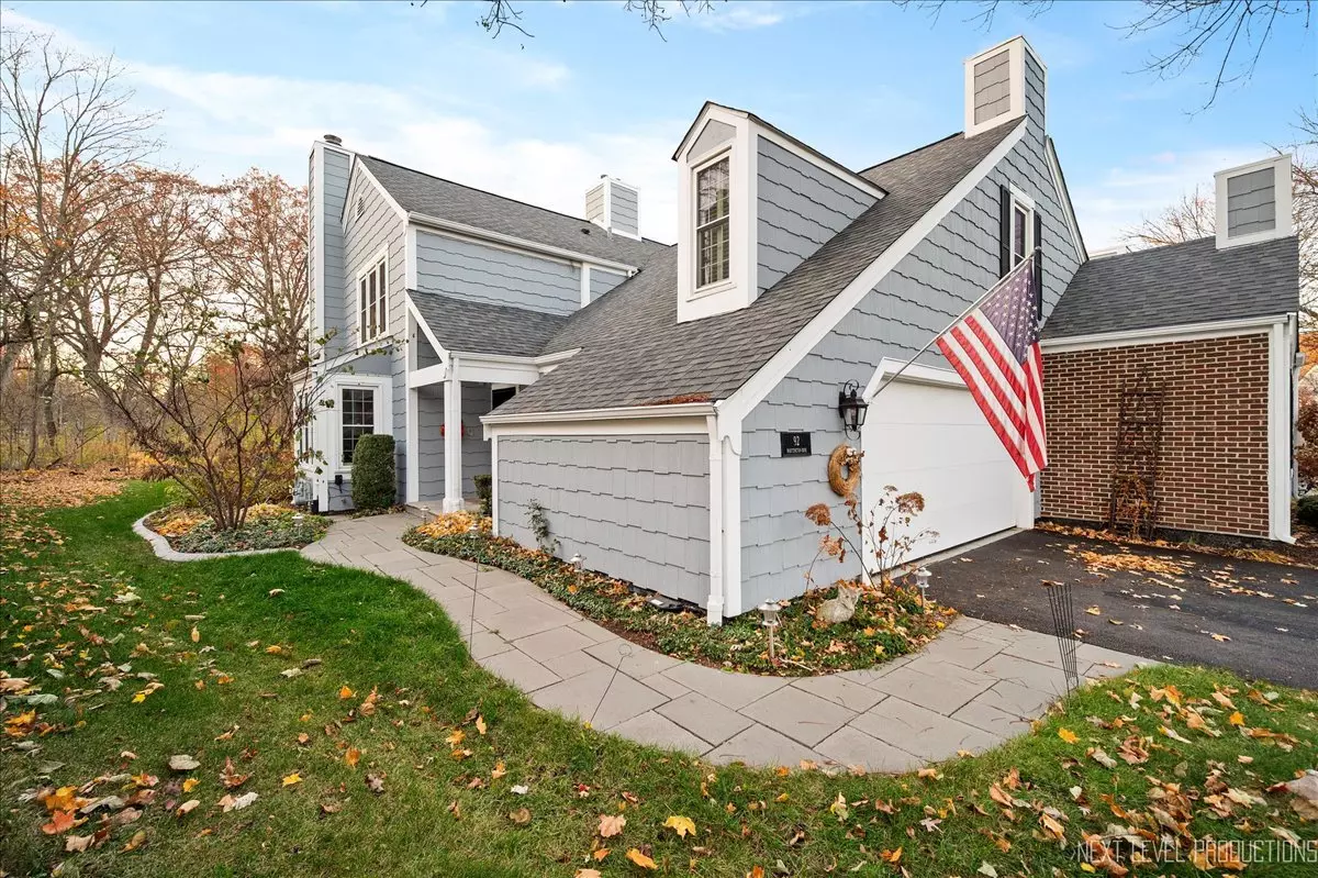 St. Charles, IL 60174,92 Whittington CRSE