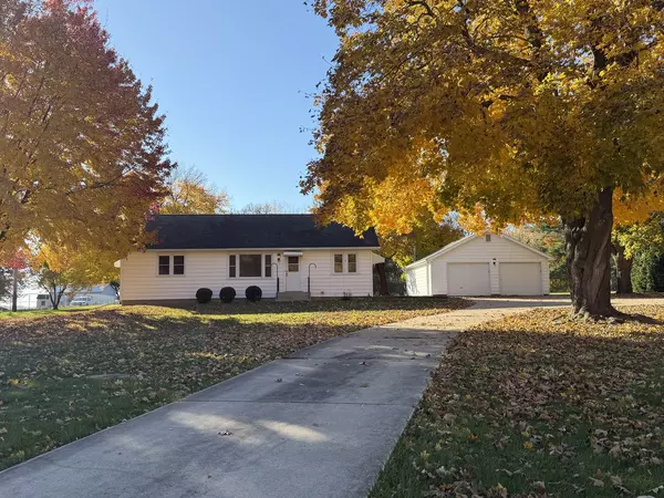 3723 US BUSINESS 20 W, Freeport, IL 61032