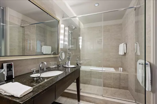 Chicago, IL 60611,401 N Wabash AVE #1912