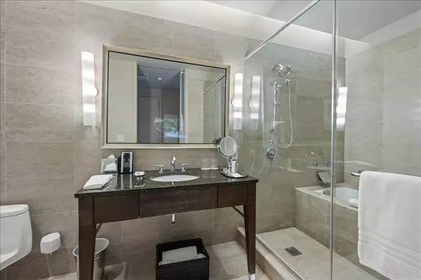 Chicago, IL 60611,401 N Wabash AVE #1912