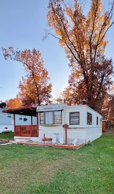 Sublette, IL 61367,4/211 Woodhaven