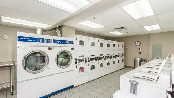 Chicago, IL 60640,5320 N Sheridan RD N #2502