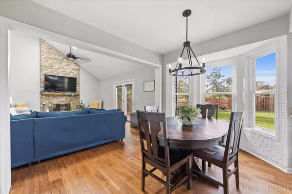 Geneva, IL 60134,602 Highbury LN