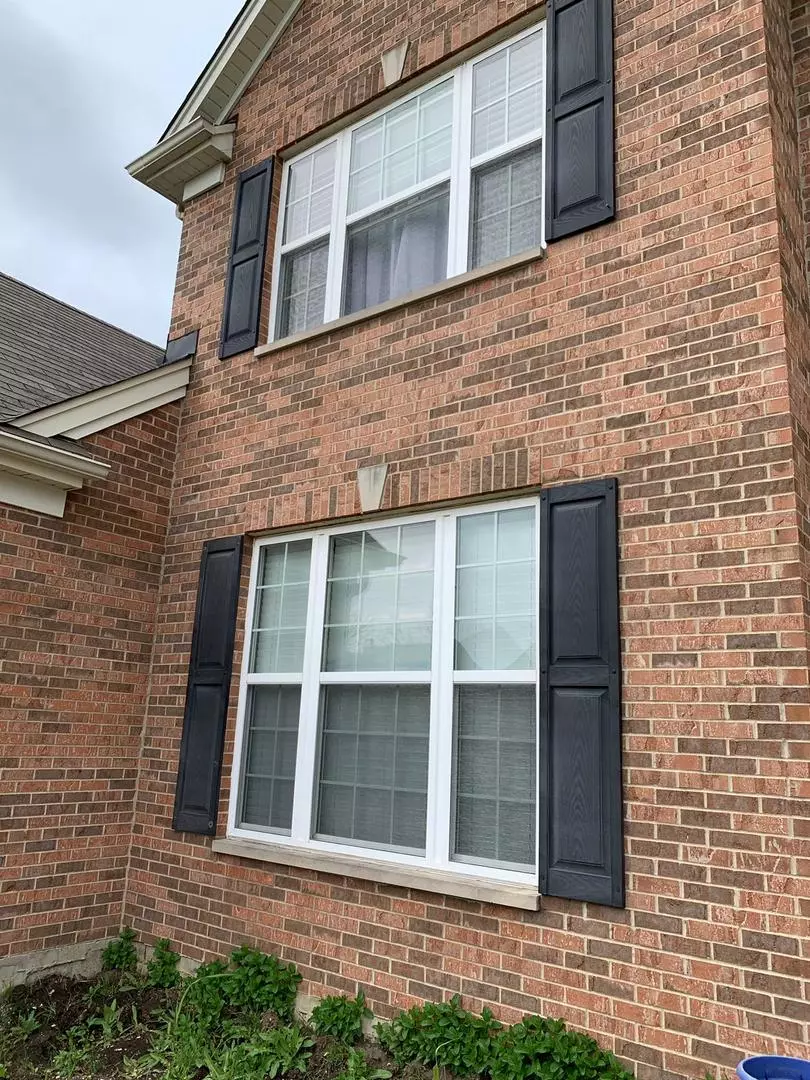 Des Plaines, IL 60016,8839 Robin DR #B