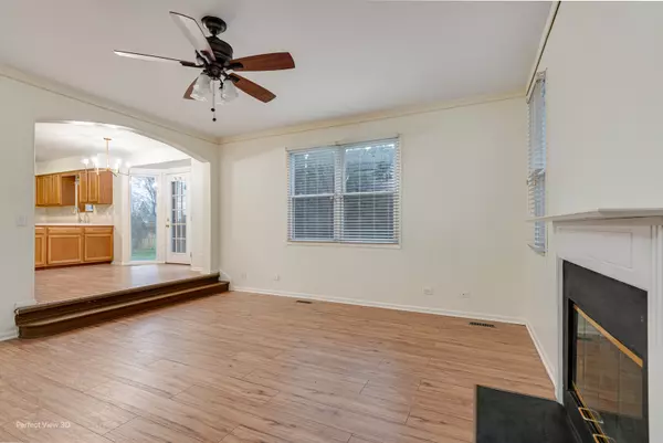 Bolingbrook, IL 60440,255 Ironbark CT