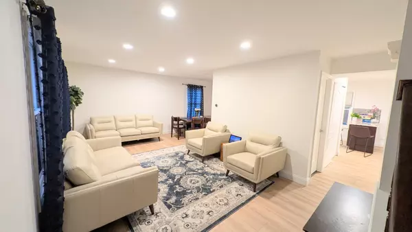 Glendale Heights, IL 60139,691 Burdette AVE