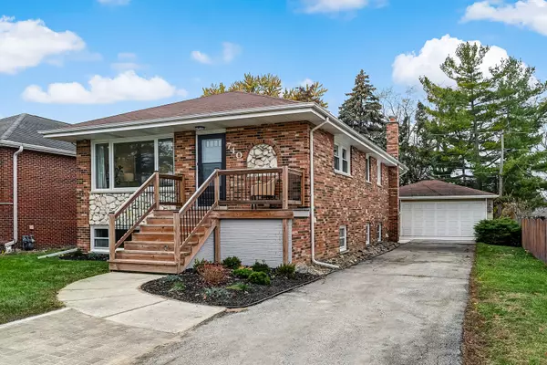 La Grange, IL 60525,740 East AVE