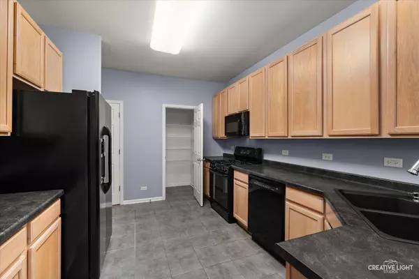 Montgomery, IL 60538,2212 Gallant Fox CIR #0