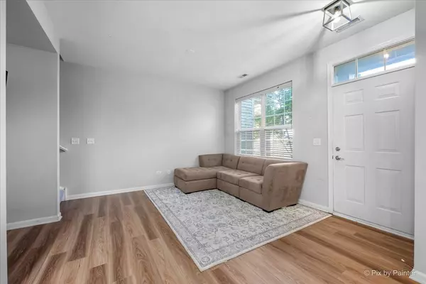 Round Lake, IL 60073,509 S Lakeside CT #509