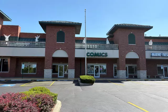 16649 Oak Park AVE #203, Tinley Park, IL 60477