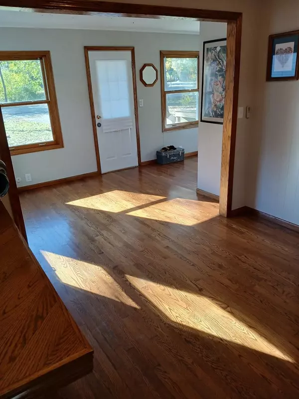 Island Lake, IL 60042,112 Hazel CT